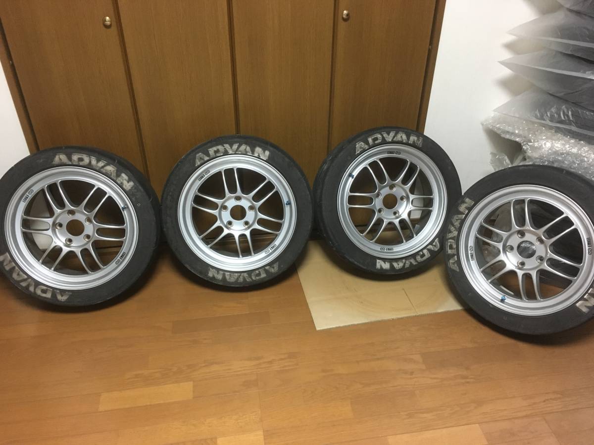 エンケイRPF1 17インチ 7J 45（ENKEI RPF1 17-8J+45 のパーツ