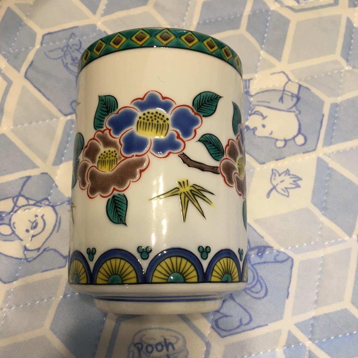 新品 九谷焼 ディズニー ミッキー ミニー 湯呑み の落札情報詳細 ヤフオク落札価格情報 オークフリー スマートフォン版
