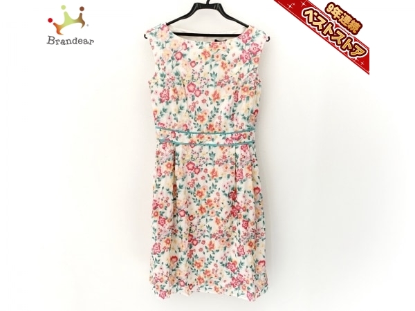 トッカ Tocca サイズ6 M アイボリー マルチ レディース 刺繍 美品 ワンピース の落札情報詳細 ヤフオク落札価格情報 オークフリー スマートフォン版