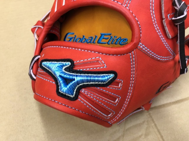 新品】ミズノ 超限定ラベル ダイバーシティブルー 軟式一般 菊池モデル