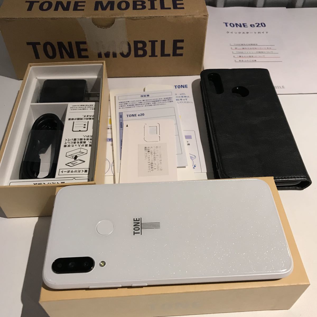 トーンモバイルe20本体、箱、取説付き