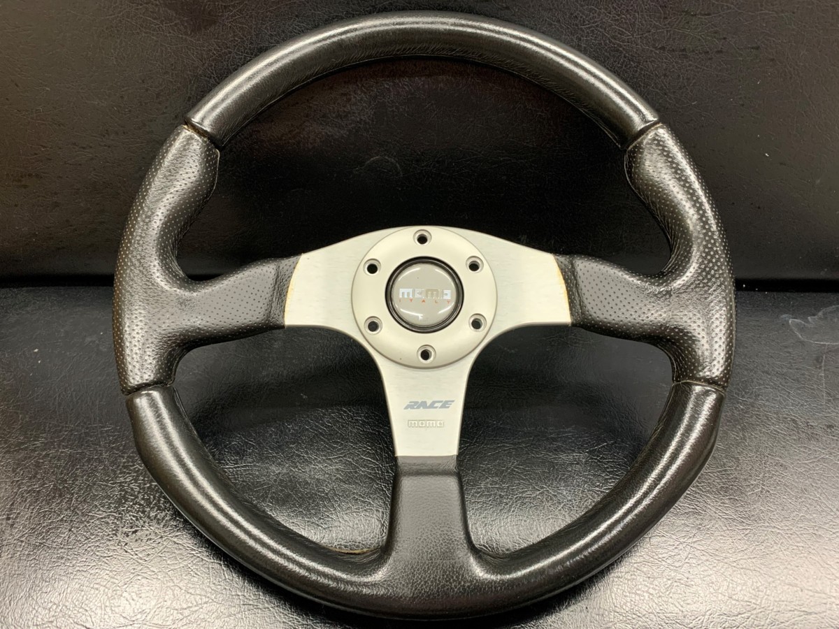 中古【正規品 MOMO モモ［RACE・Φ35］［ホーンボタン/カバー/取付