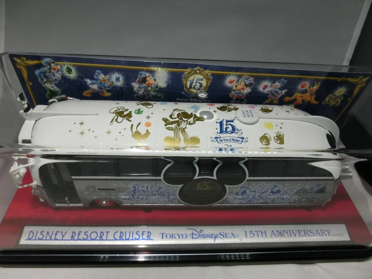 ディズニー リゾートクルーザー ディズニーシー 15周年記念 ミニカー 特注 限定品 1 43 の落札情報詳細 ヤフオク落札価格情報 オークフリー スマートフォン版