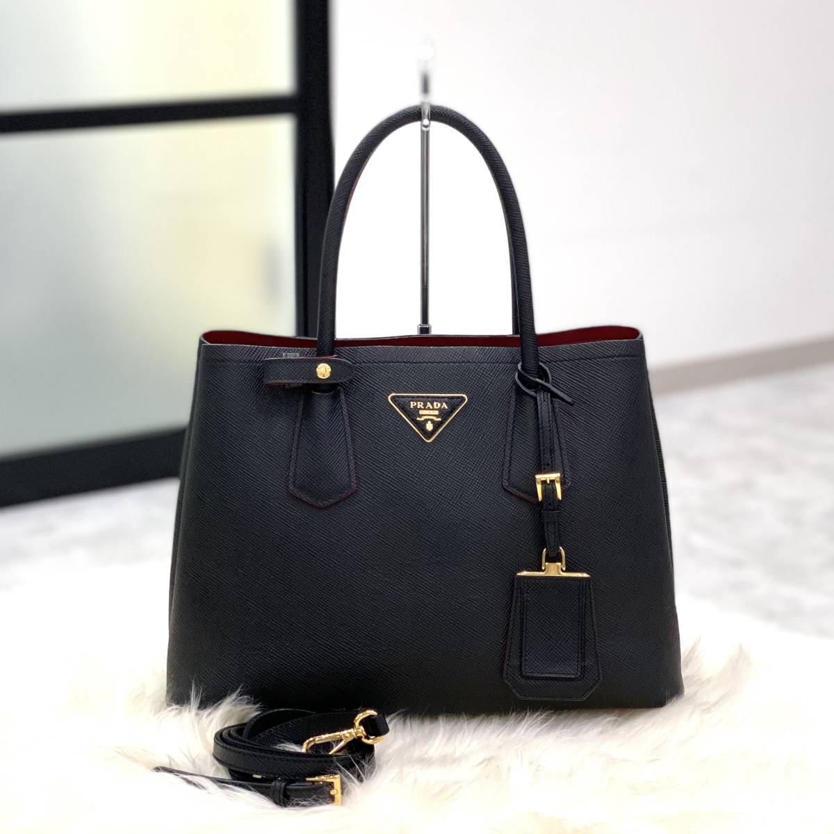 美品★　プラダ　サフィアーノ　黒　2way　ビジネスバッグ 美品☆ プラダ サフィアーノ 黒 2way ビジネスバッグ 美品☆ プラダ