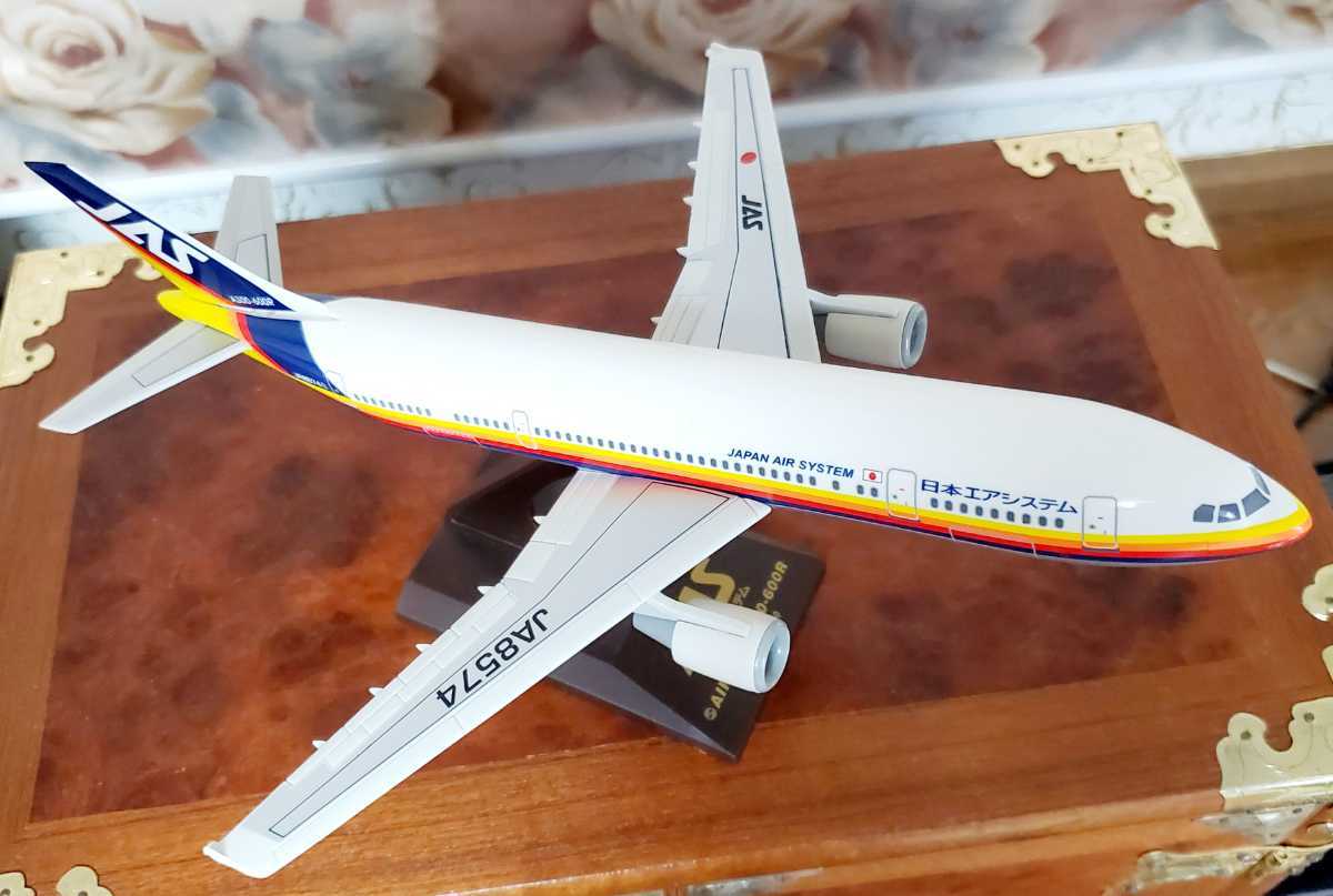 JAS 日本エアシステム エアバスA300-600R スケール1:200 メーカーは