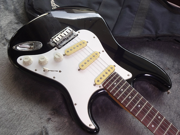 Fender Japan STM-550 フジゲン ミディアムスケール Fujigen ストラト 