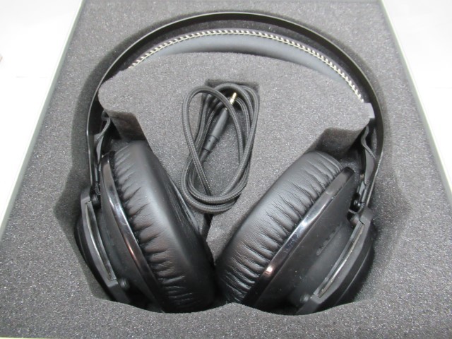 美品 Hyperx Cloud Revolver S ゲーミングヘッドセット ハイパーエックス ゲーム Pc 元箱 取扱説明書付き 動作品 の落札情報詳細 ヤフオク落札価格情報 オークフリー スマートフォン版