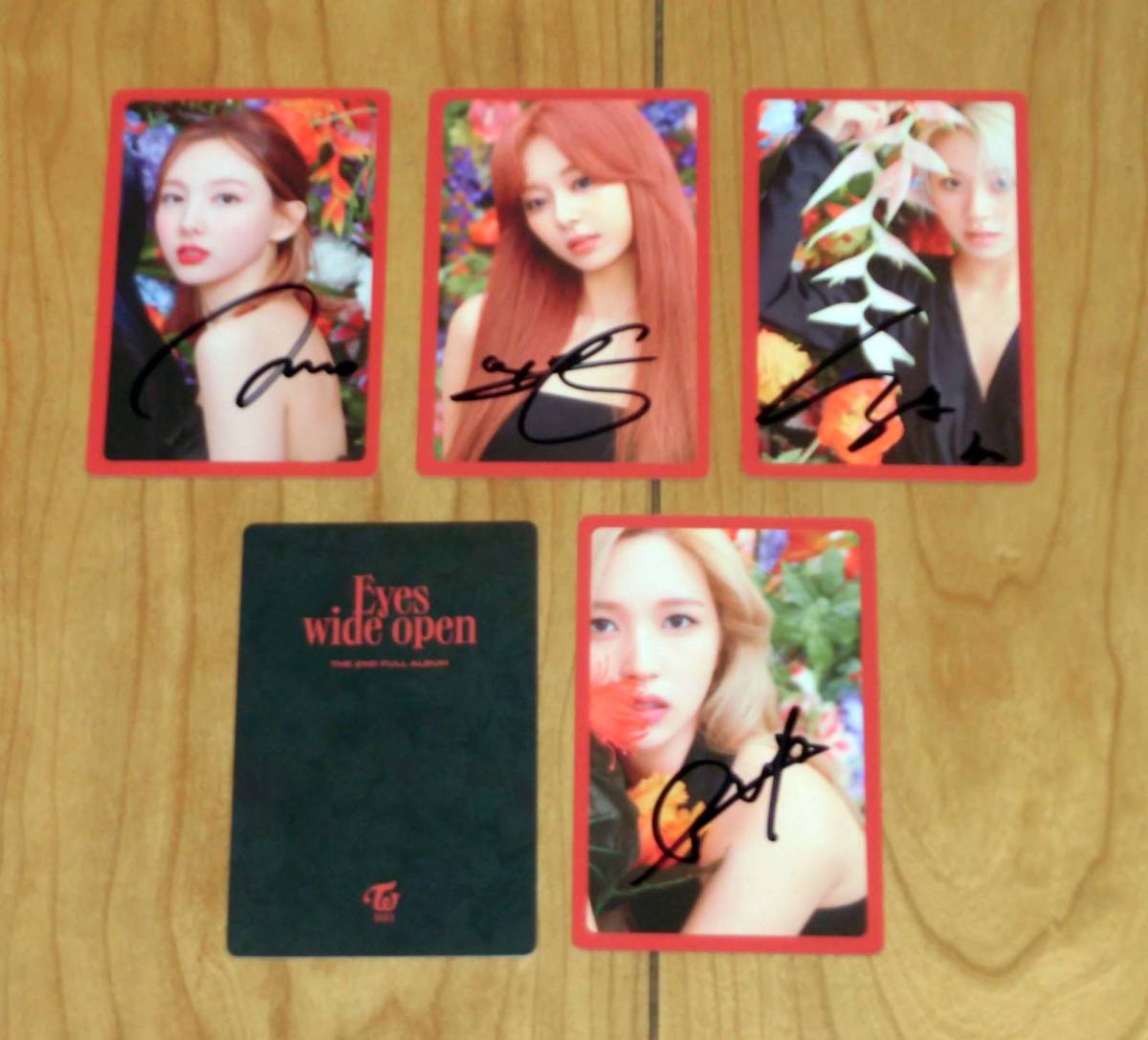 Twice 韓国2ndフルアルバム Eyes Wide Open 特典トレカセット 直筆サイン の落札情報詳細 ヤフオク落札価格情報 オークフリー スマートフォン版