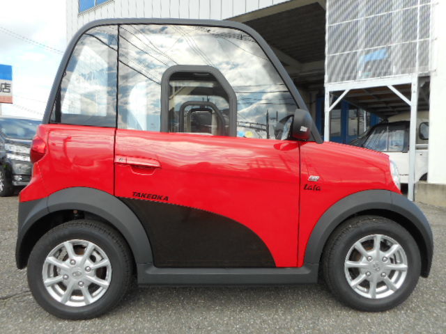 1人乗り軽ev タケオカ Lala ララ 年式 車検不要 超小型電気自動車 鉛電池仕様車 赤 デモカー 展示車 エアコン パワステ の落札情報詳細 ヤフオク落札価格情報 オークフリー