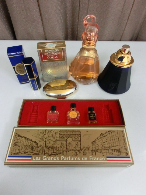 Jeanne Arthes ジャンヌアルテス 香水 ゲラン アイシャドー クリスチャンディオール リップスティック ミニ香水 計5点 E1404 の落札情報詳細 ヤフオク落札価格情報 オークフリー スマートフォン版