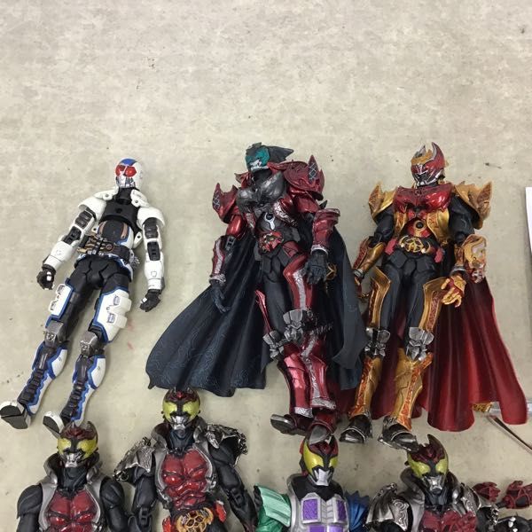 SIC 仮面ライダー キバ エンペラーフォーム（1円～ ジャンク S.I.C. 