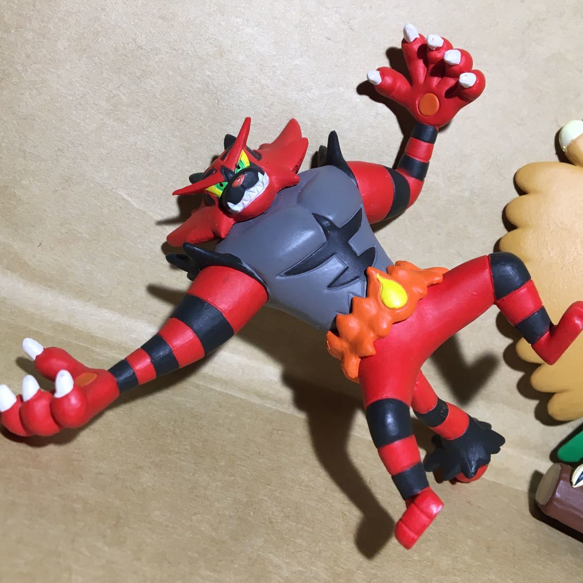 ポケモンキッズ　指人形　ウルトラビースト セット ポケモンキッズサン＆ムーン ウルトラビースト登場！編｜発売日