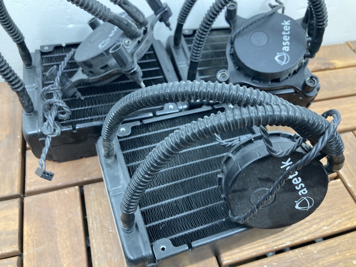 ENERMAX 簡易水冷クーラー 2個セット ジャンク ENERMAX 簡易水冷クーラー 2個セット ジャンク