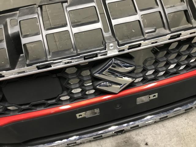 スイフト DAA-ZC53S ラジエータグリル 71740-52R70-CZYの落札情報詳細