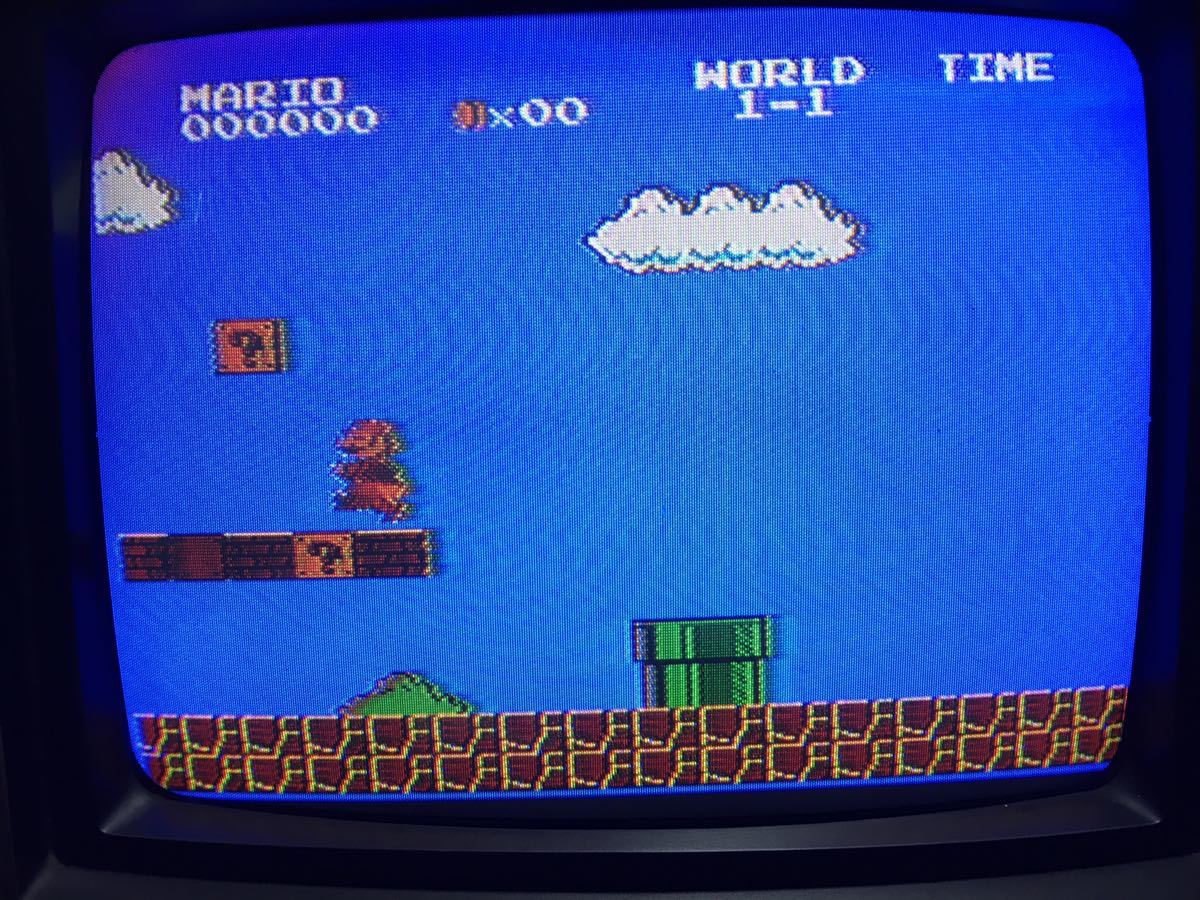 昔なつかしのオリジナル ファミコン とブラウン管テレビ40年以上