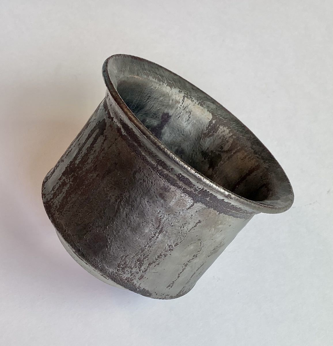 カタチ製作所 Mederu pot リム鉢 ブラック カタチ製作所 Mederu pot リム鉢 ブラック