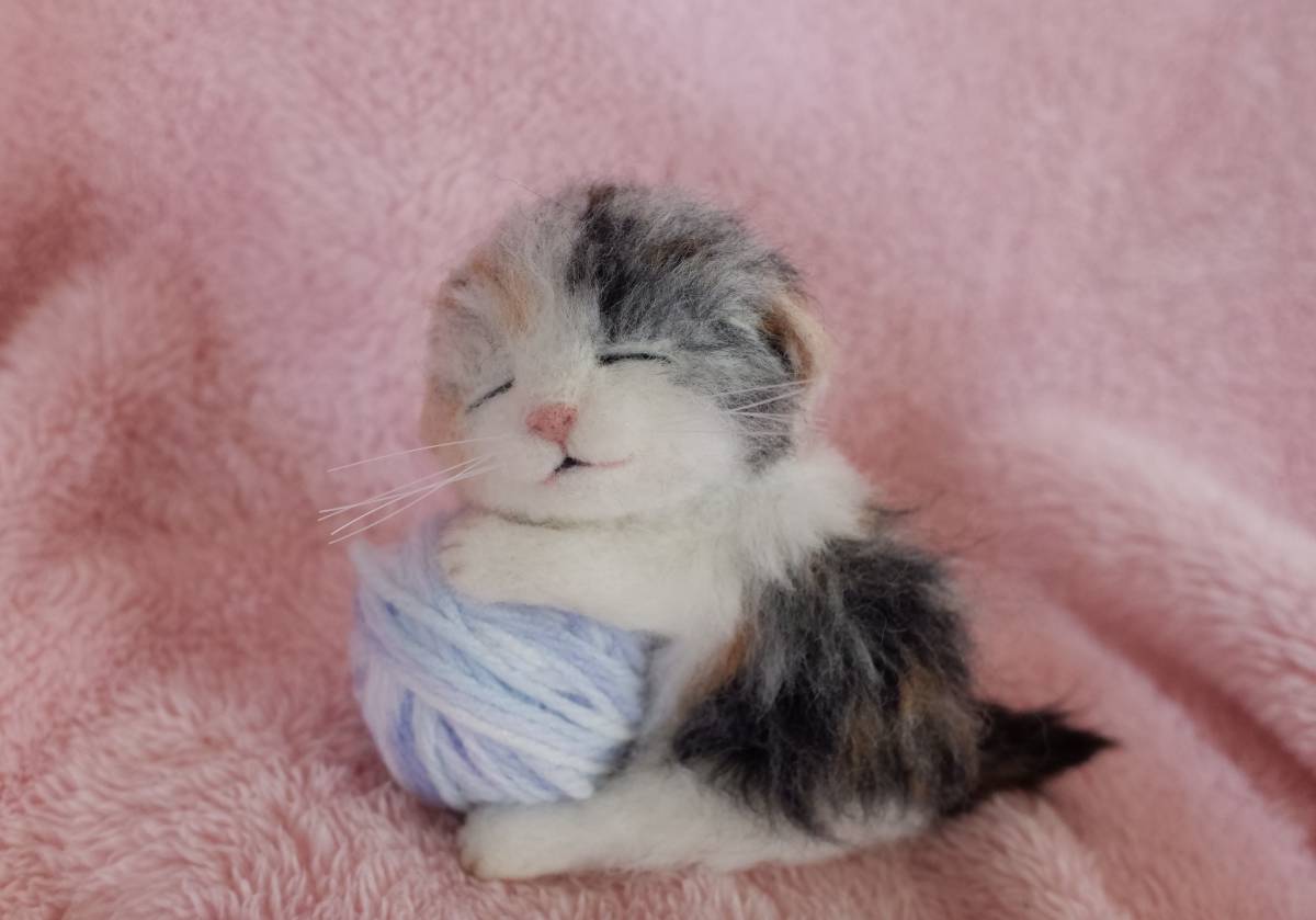 新品 Funwari 羊毛フェルト 空色毛糸玉と赤ちゃん猫 スコティッシュフォールド ほっこり ほのぼの ねんね ハンドメイド の落札情報詳細 ヤフオク落札価格情報 オークフリー スマートフォン版