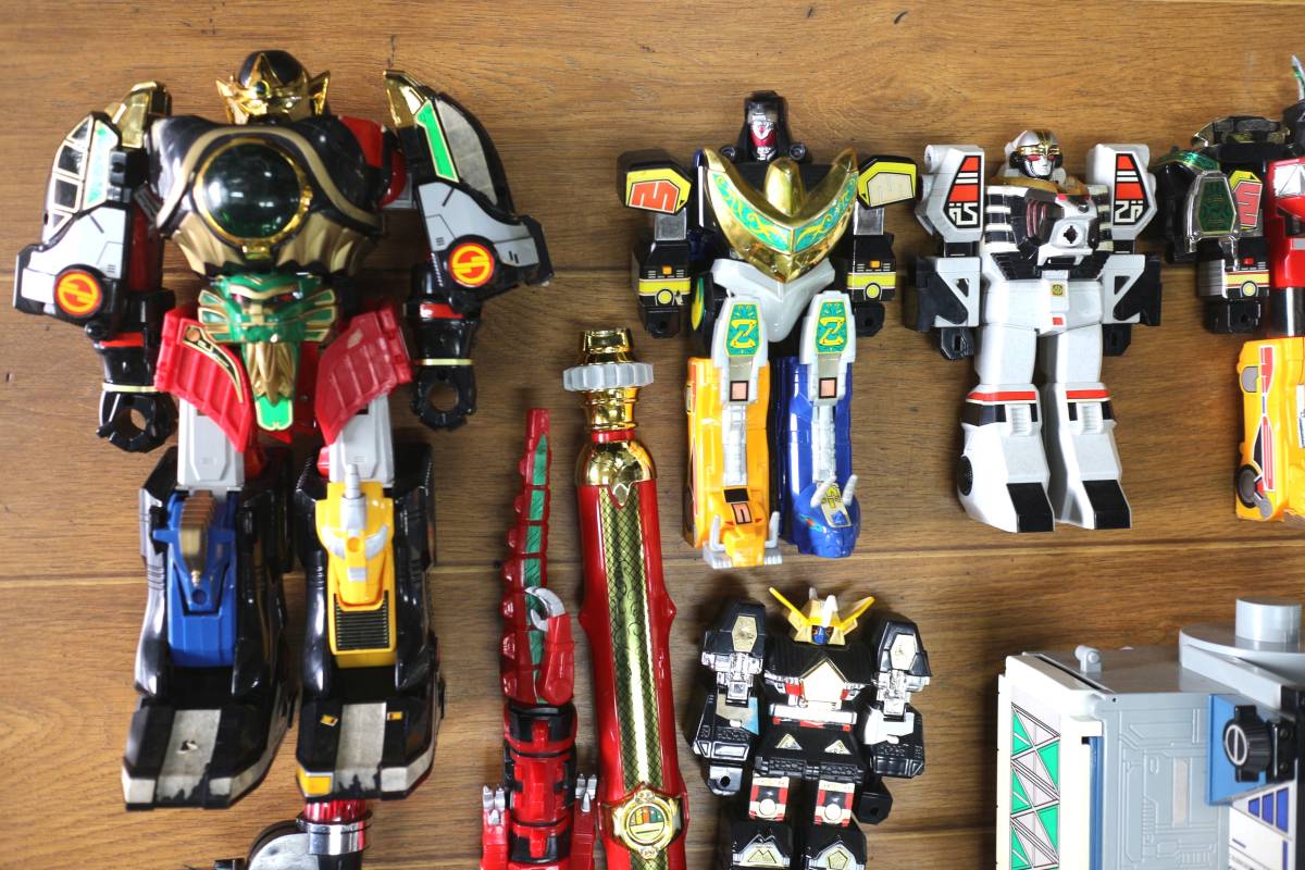B42 戦隊ヒーロー フィギュア ロボット 当時物 五星戦隊ダイレンジャー 忍者戦隊カクレンジャー 大連王 無敵将軍など まとめて の落札情報詳細 ヤフオク落札価格情報 オークフリー スマートフォン版