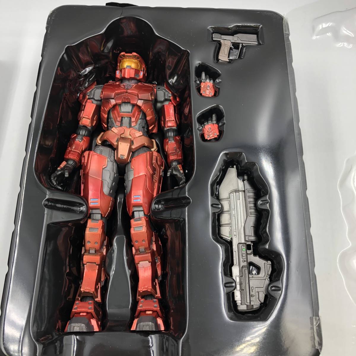 箱付き　PLAY ARTS改 スパルタン マークV-Red フィギュア Amazon.co.jp: Halo: Combat Evolved PLAY ARTS改 Spartan Mark V Red