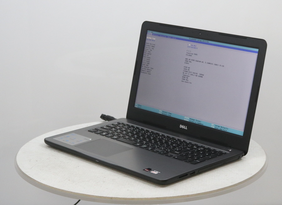 【やや傷や汚れあり】DELL Inspiron 5565 - AMD A6-9200 RADEON R4, 5 COMPUTE CORES ...