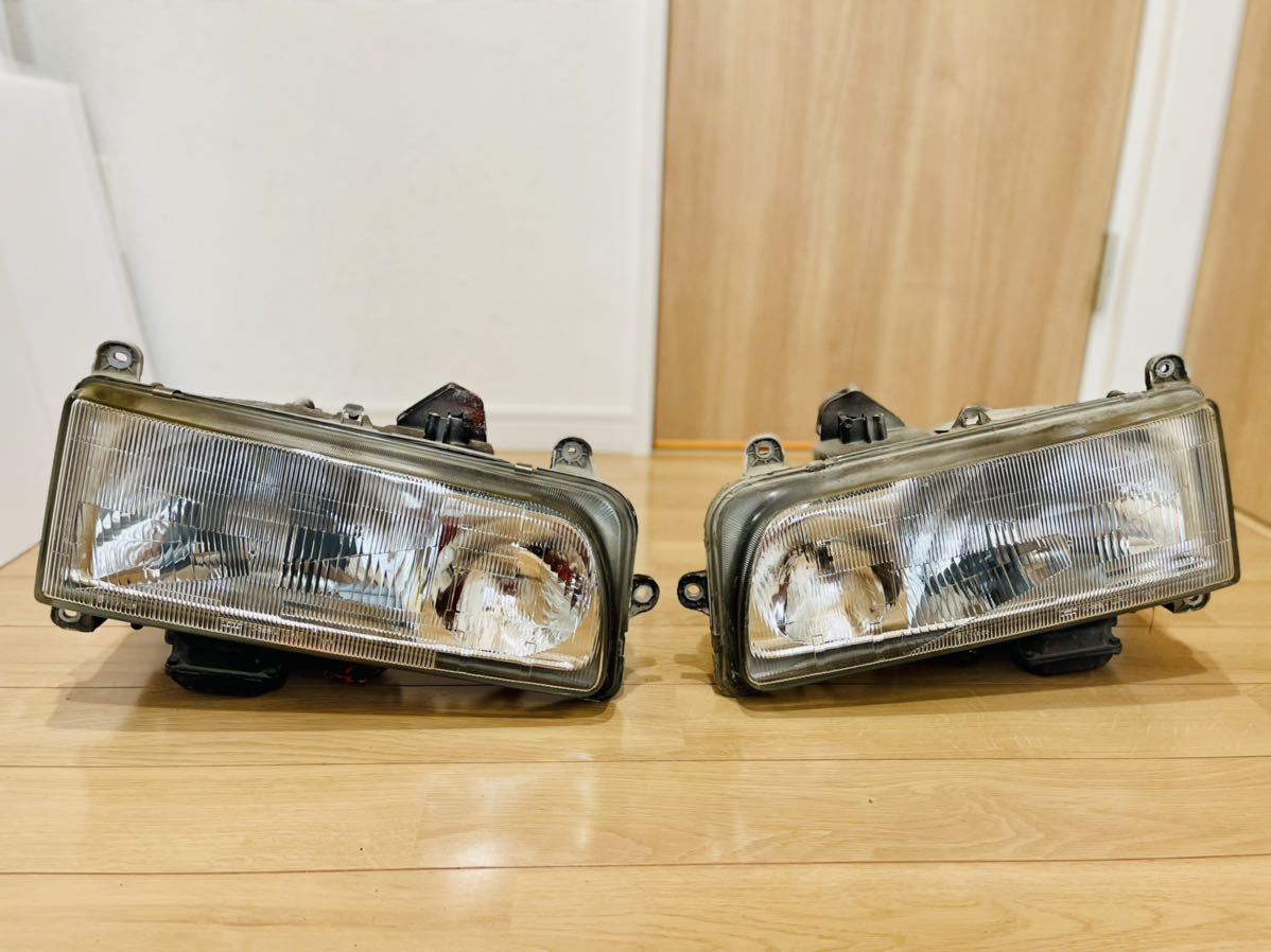 憧れの 三菱 Newキャンター 純正 12v ヘッドライト ウインカー 左右セット R4 8 4 Www Fmm Tn 憧れの 三菱 Newキャンター 純正 12v ヘッドライト ウインカー 左右セット R4 8 4 Www Fmm Tn