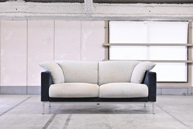 傷や汚れあり】Cassina/カッシーナ 46万「PODA/ポダ」2人掛けソファ