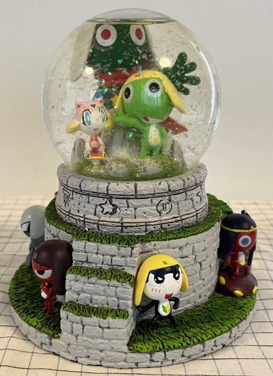 魔女の宅急便　スノードーム 魔女の谷」開園記念 オリジナルピンズセット&「ハウルの城」スノー