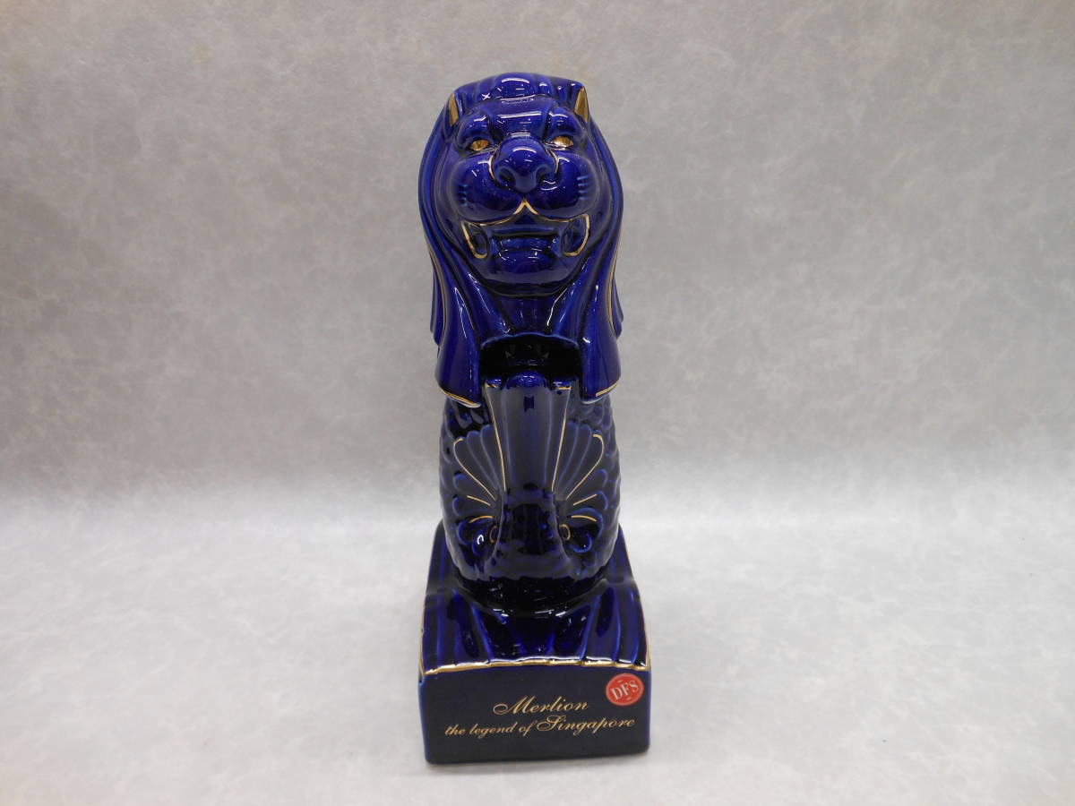 未使用】#12023 古酒 マーライオン / MERLION PORCELAIN DECANTER 青