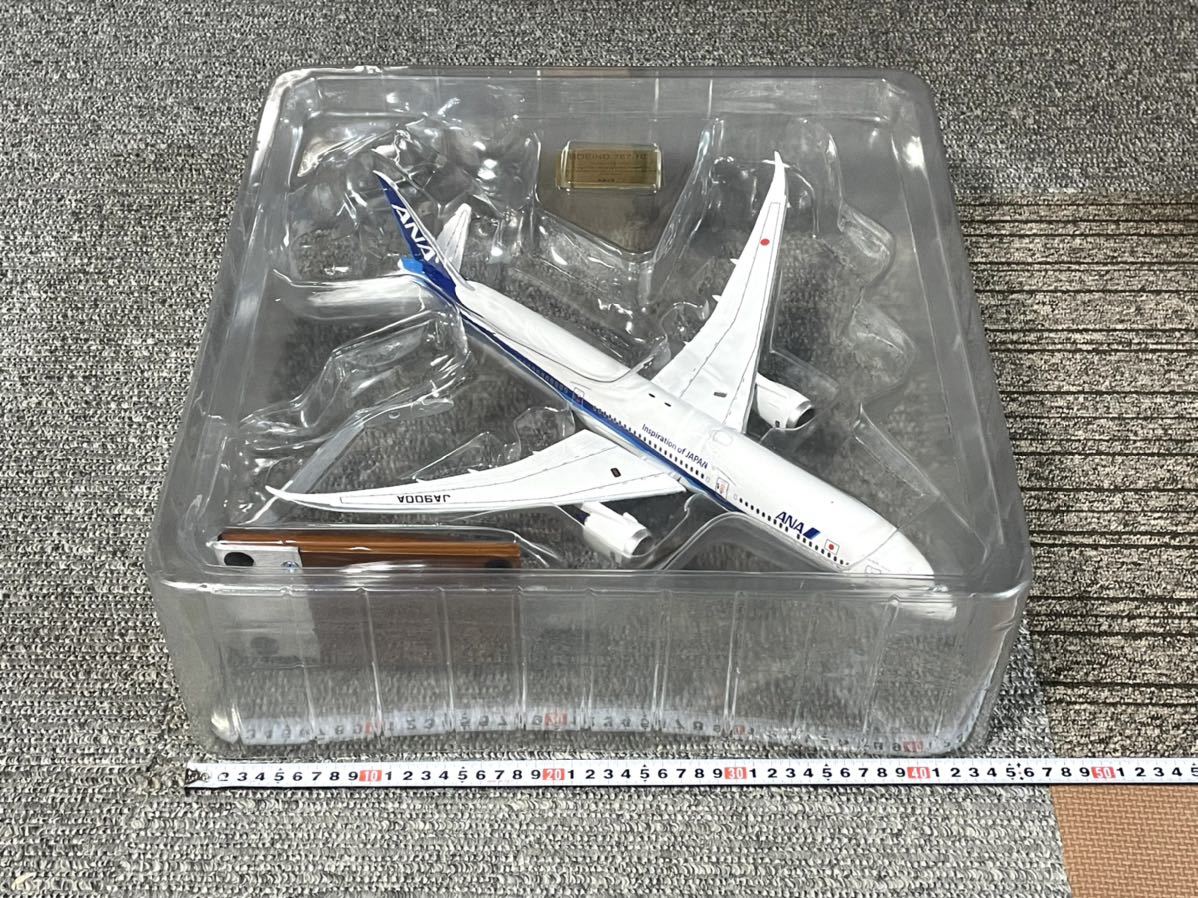 未使用に近い】今年の2月購入 ほぼ未使用です 1:144 BOEING 787-10