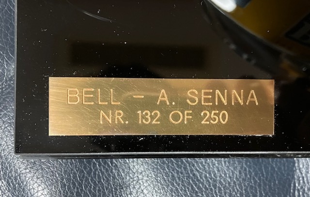 未使用】1円～お宝 世界限定250個 BELL公式 アイルトン・セナ