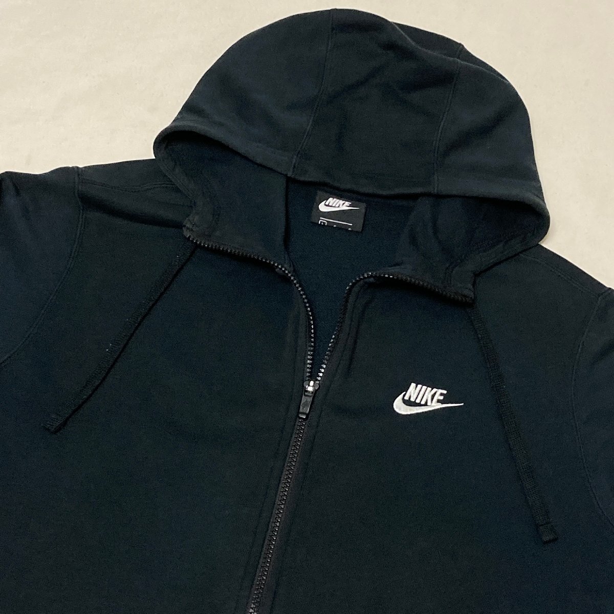 目立った傷や汚れなし】NIKE ナイキ 黒タグ ロゴ 刺繍 ジップアップ 目立った傷や汚れなし】NIKE ナイキ 黒タグ ロゴ 刺繍 ジップアップ