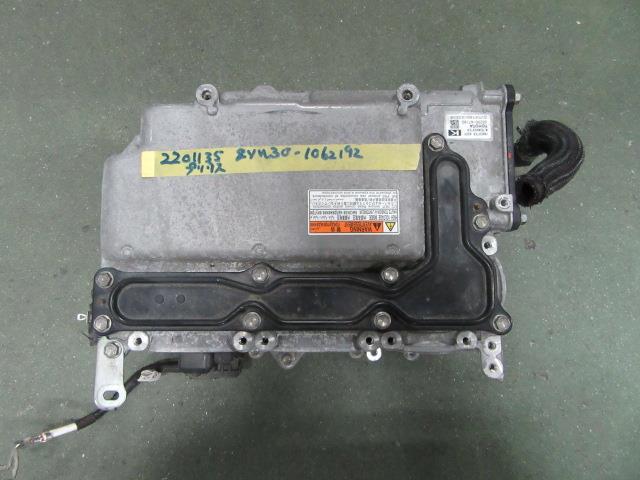 【傷や汚れあり】トヨタ 30 ZVW30 プリウス ハイブリッド HV 前期 純正 インバーター コンバーター G9200-47190 ...
