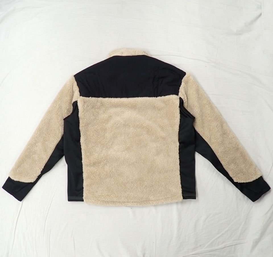 JACKALL フリースジャケット 新品 未使用(アウトドアブランド JACKALL フリースジャケット 新品 未使用(アウトドアブランド