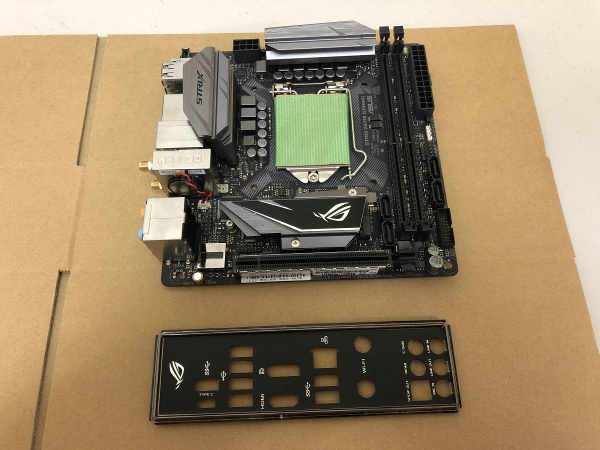 【目立った傷や汚れなし】ASUS ROG STRIX Z270I GAMING/LGA 1151/Intel Z270/Mini ITX