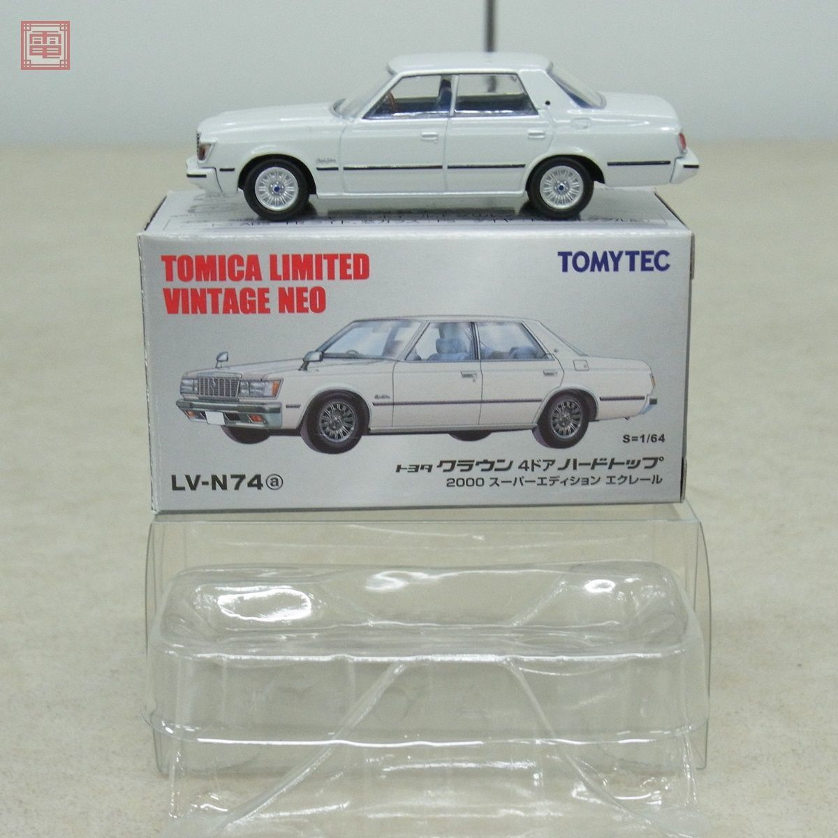 トミカリミテッドヴィンテージネオクラウン4ドアハードトップ2台