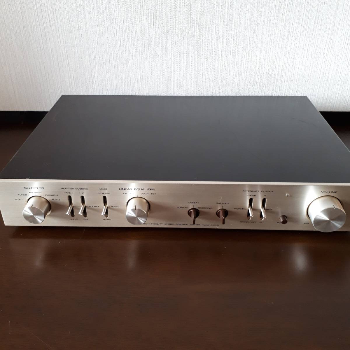 [ジャンク] LUXKIT A3032 真空管プリアンプ LUXKIT A3032 真空管コントロールアンプ / 札幌の中古オーディオ