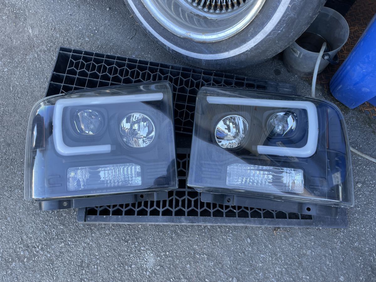 【傷や汚れあり】フォード F150 F250 F350 エクスカージョン ヘッドライト 左右セット 99〜07 FORDの落札情報詳細
