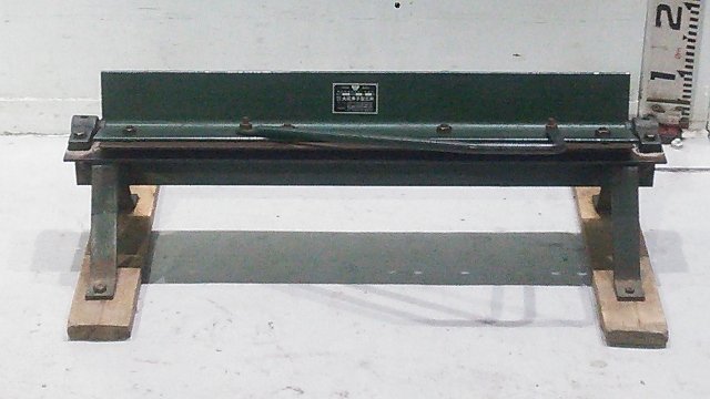 たぶん盛光 手動式 板金折り曲げ機 ハゼ折り機 加工幅1000mm 折り曲げ