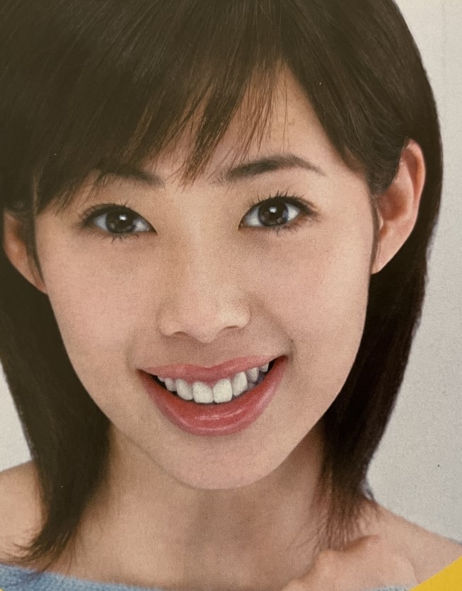 やや傷や汚れあり】○ 井上和香 プロミス 広告 雑誌 切り抜き 1P/28252