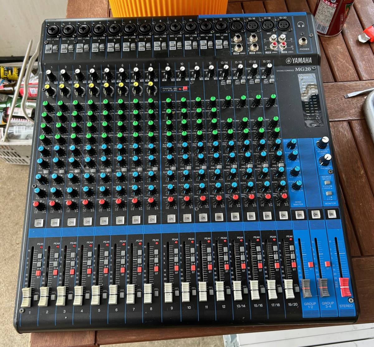 【傷や汚れあり】YAMAHA MG20 MIXING CONSOLE ヤマハ MG20 20チャンネルミキシングコンソール アナログミキサー