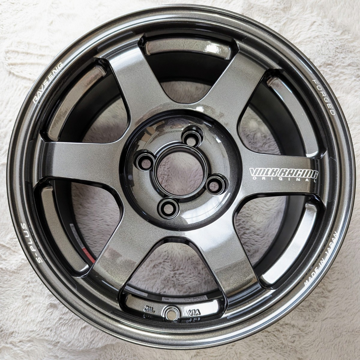 レイズTE37サーガSプラス15インチNDブレンボ対応7j 25 /8j 25 レイズTE37サーガSプラス15インチNDブレンボ対応7j 25 /8j 25 未