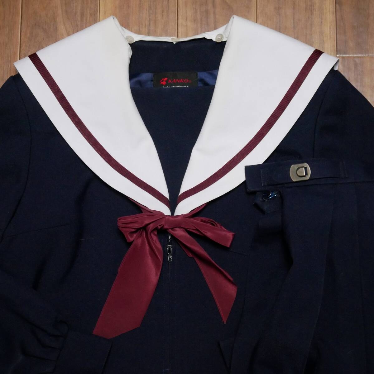 未使用】刈谷高セーラー服 白襟カバーエンジ1本ライン上下 ウエスト64