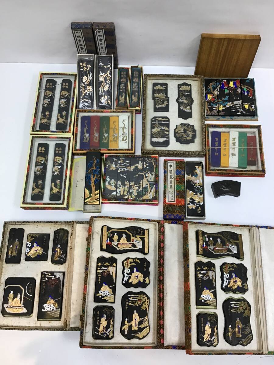 唐墨 中国墨 （中国倣古墨 唐墨（黄山貢煙）塗り匣入り - 美術品）