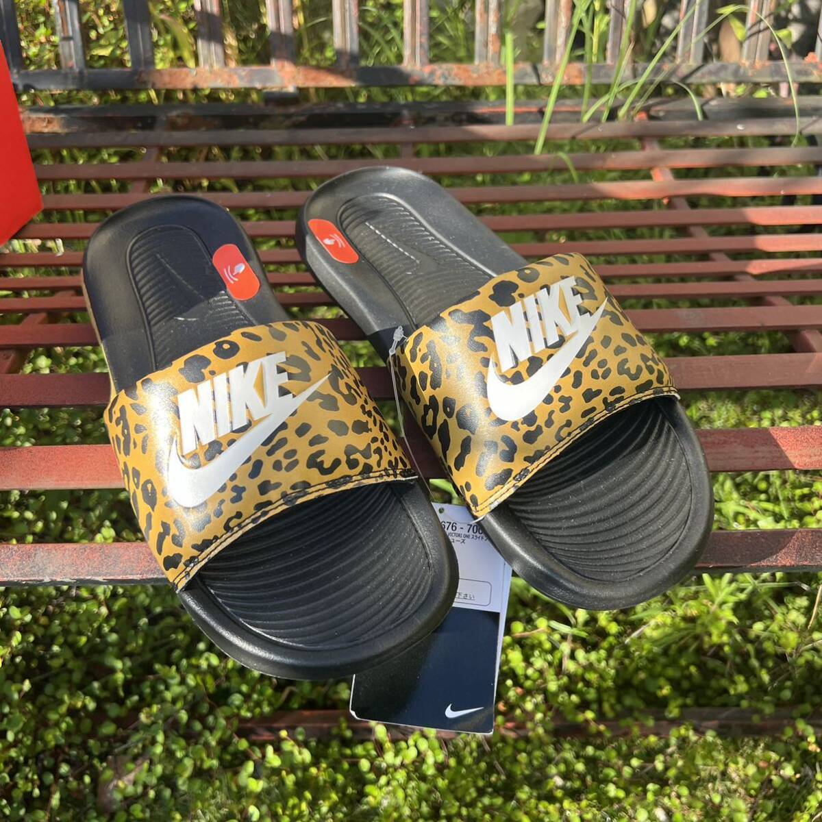 NIKE VICTORI ONE NN SLIDE 迅速 29.0