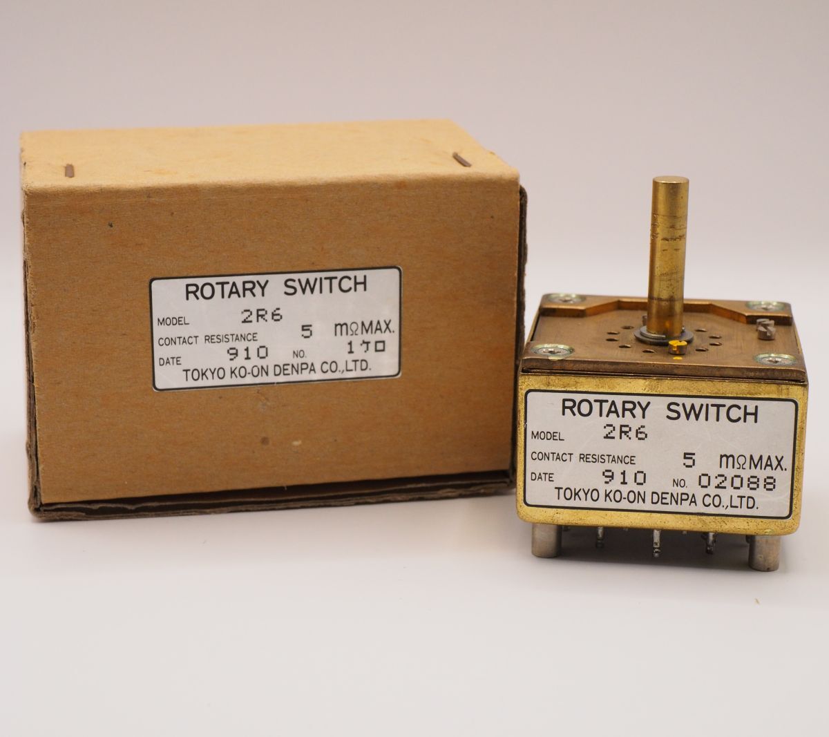 【やや傷や汚れあり】 東京光音電波 ロータリースイッチ 2R6 2回路6接点 元箱付 現状品 ②の落札情報詳細 - Yahoo!オークション ...