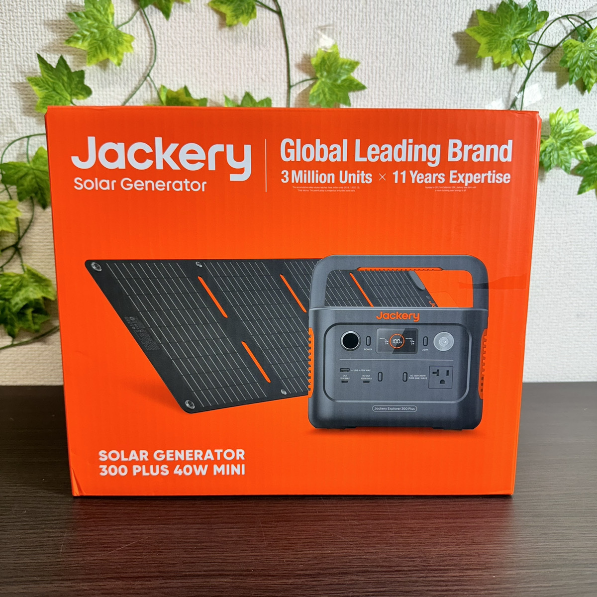 未使用】5894-05☆Jackery ポータブル電源／solar generator 300 plus 