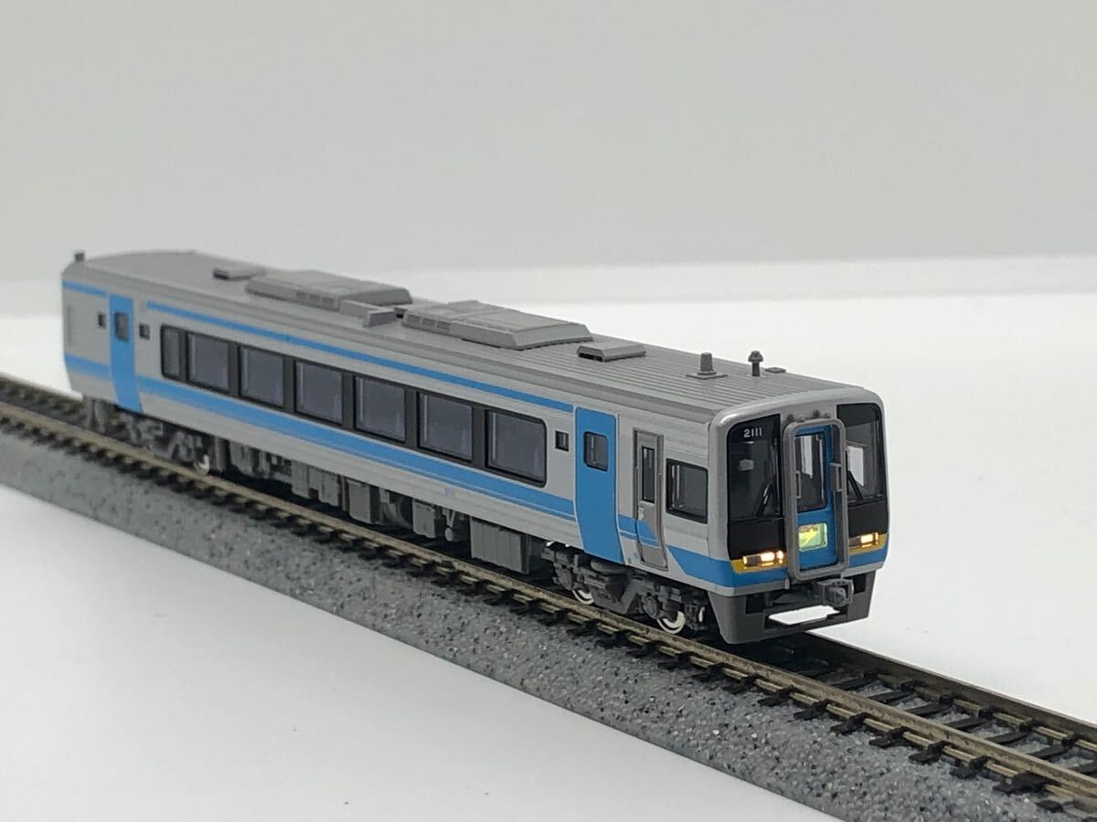 KATO 10-1505 JR四国2000系「しおかぜ・いしづち」 2216のみ