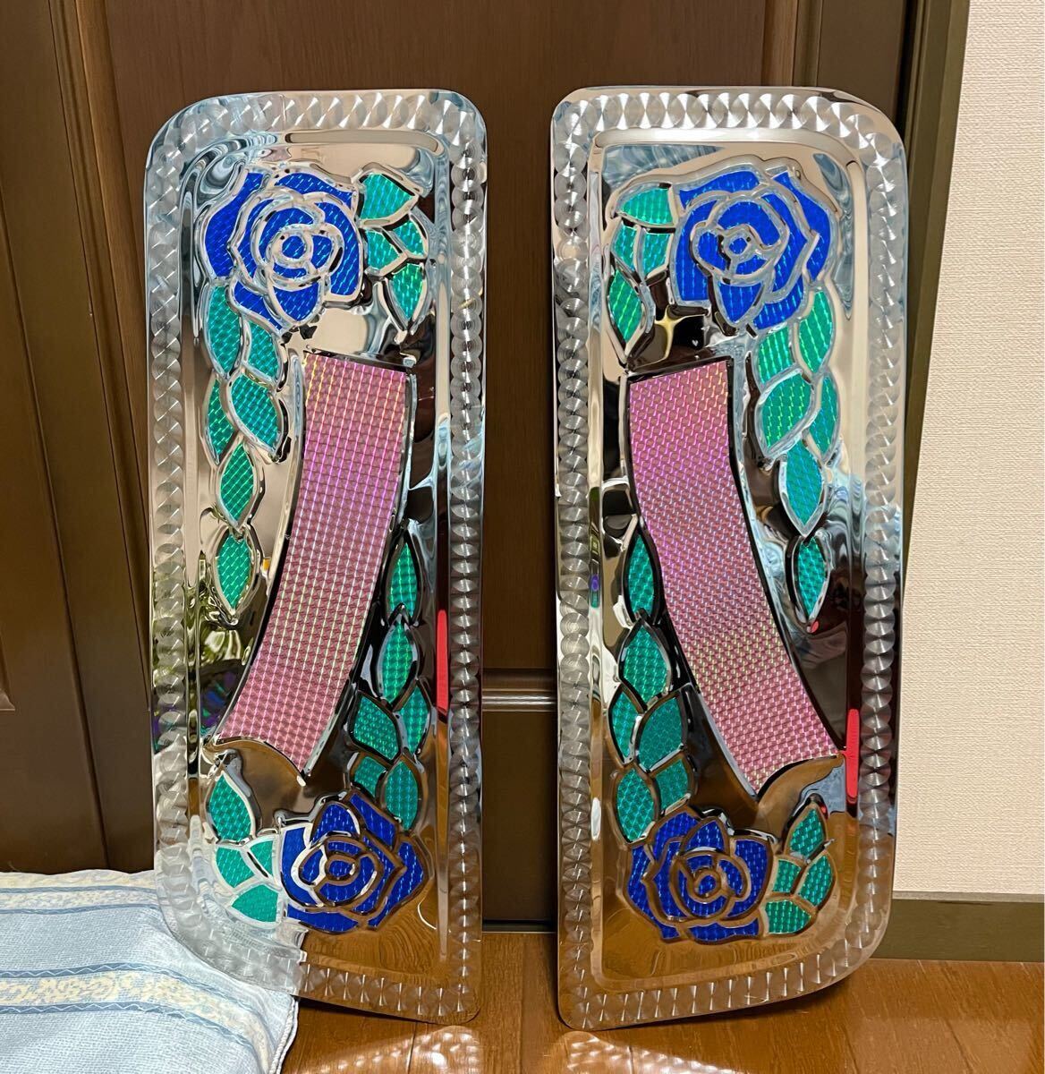 未使用】三菱ふそう ベストワンファイター 寝台 ベット窓 飾り