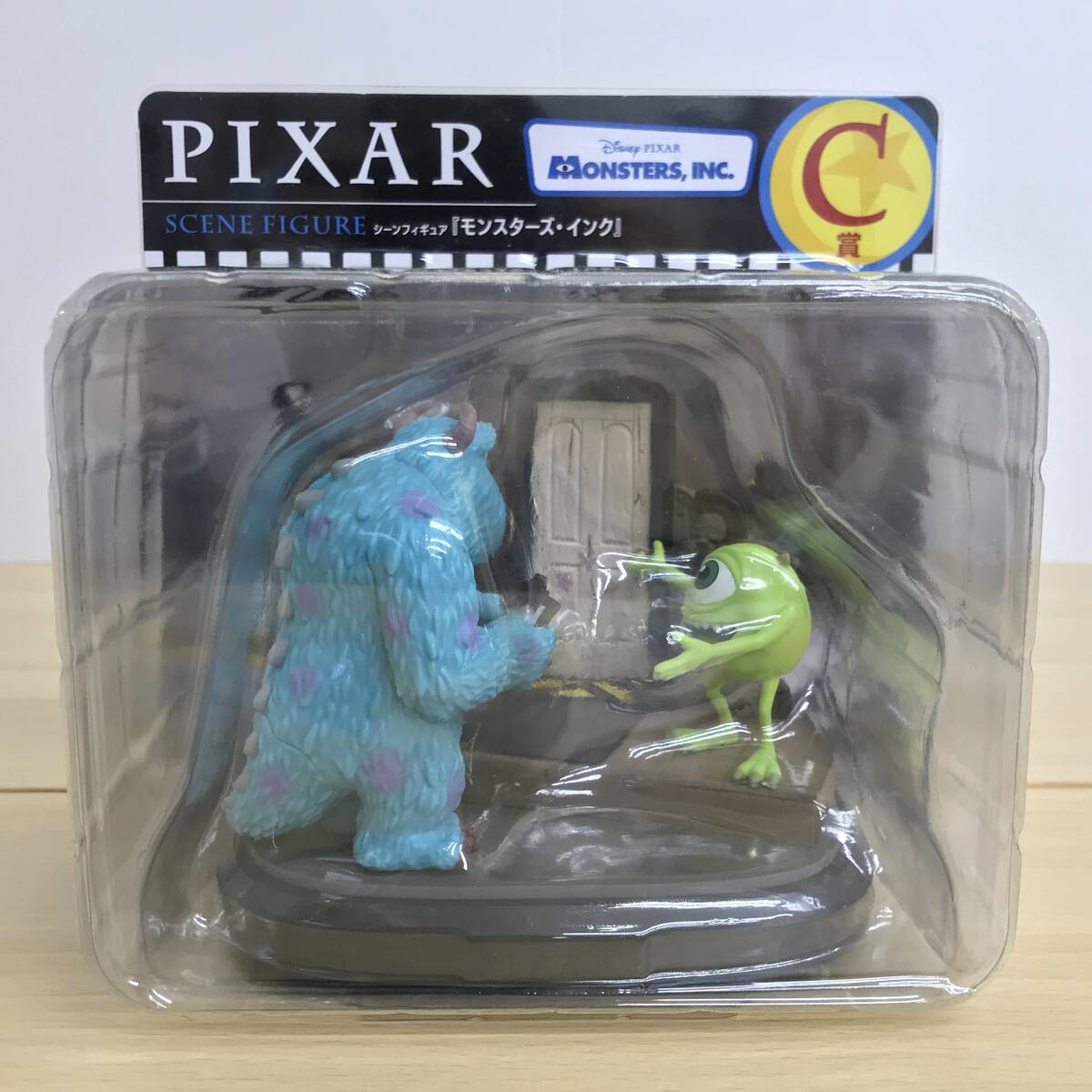ディズニー Wdccモンスターズインク サリ-置物 陶器 フィギュア ディズニー Wdccモンスターズインク サリ-置物 陶器 フィギュア