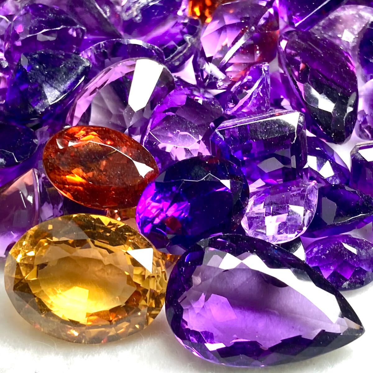 大量 600ct！［天然アメジストおまとめ］ルース 裸石 宝石 アメシスト amethyst 紫水晶 クオーツ jewelry ジュエリー カボション 大量!!［天然アメジストおまとめ600ct］O ルース 裸石 宝石 ジュエリー